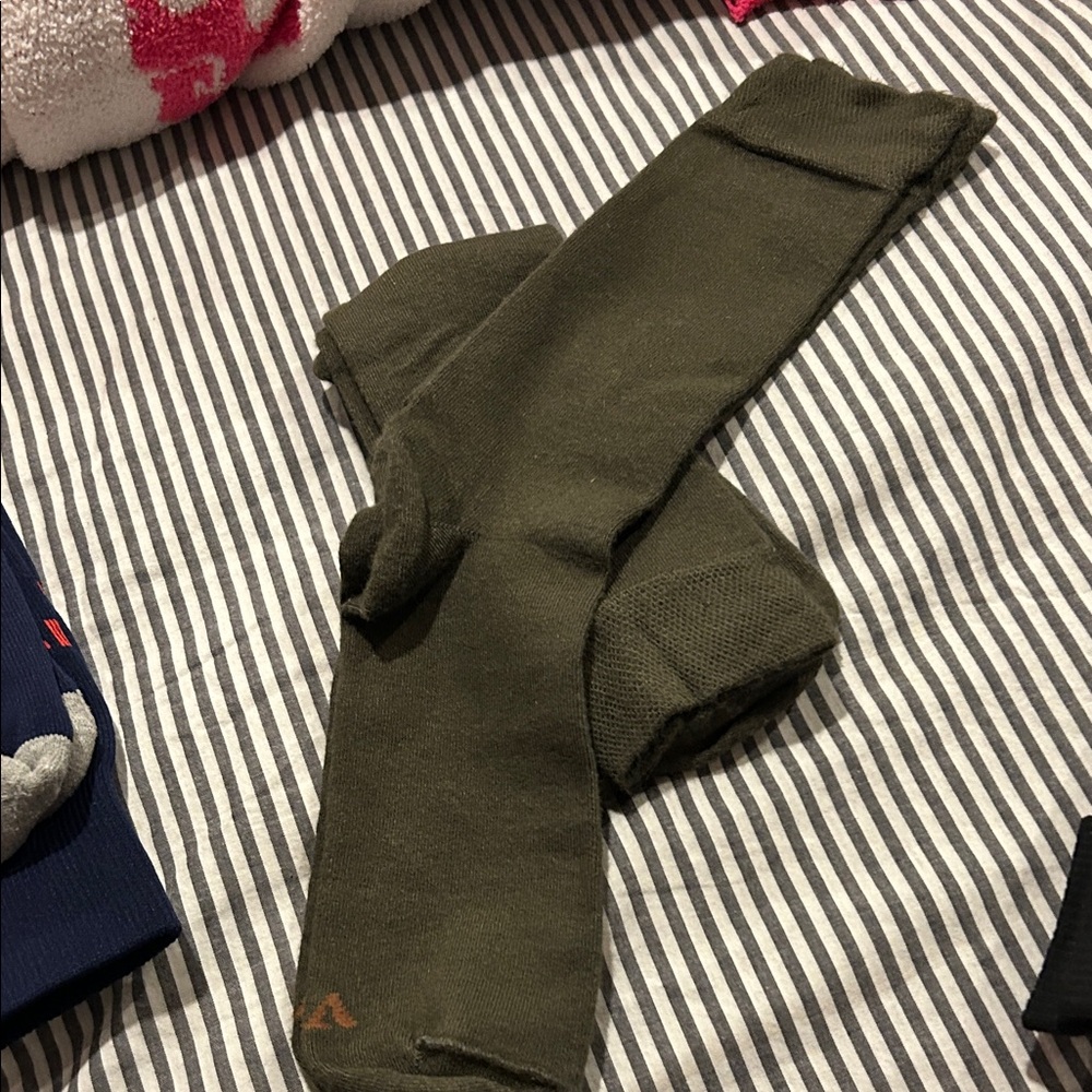 Bundle of socks. 12 pair - Picture 3 of 5